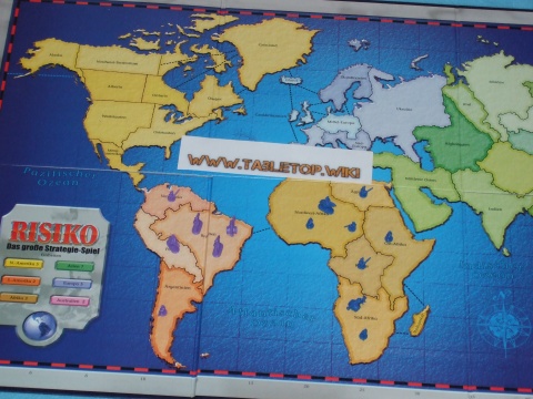 Spielbrettdetails mit Figuren