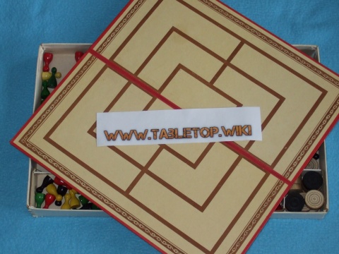 Spiele sammlung alt spielbrett4.JPG